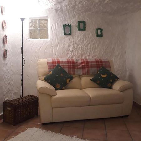 The Welcome Cave Freila Bagian luar foto