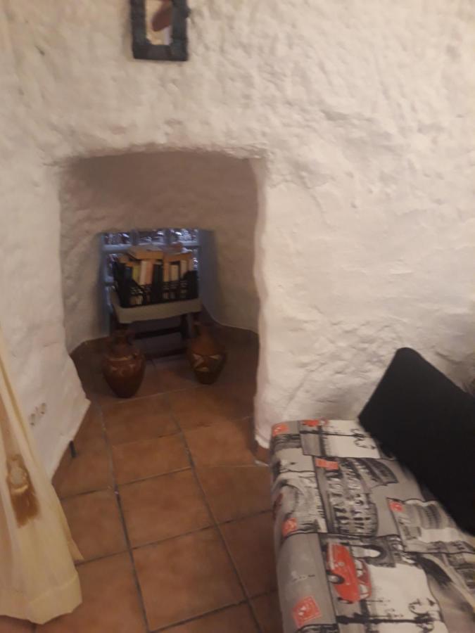 The Welcome Cave Freila Bagian luar foto